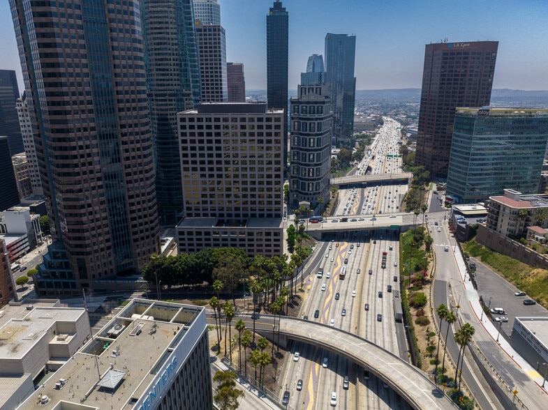 More Photos Of 915 Wilshire Blvd, Los Angeles Office For Lease