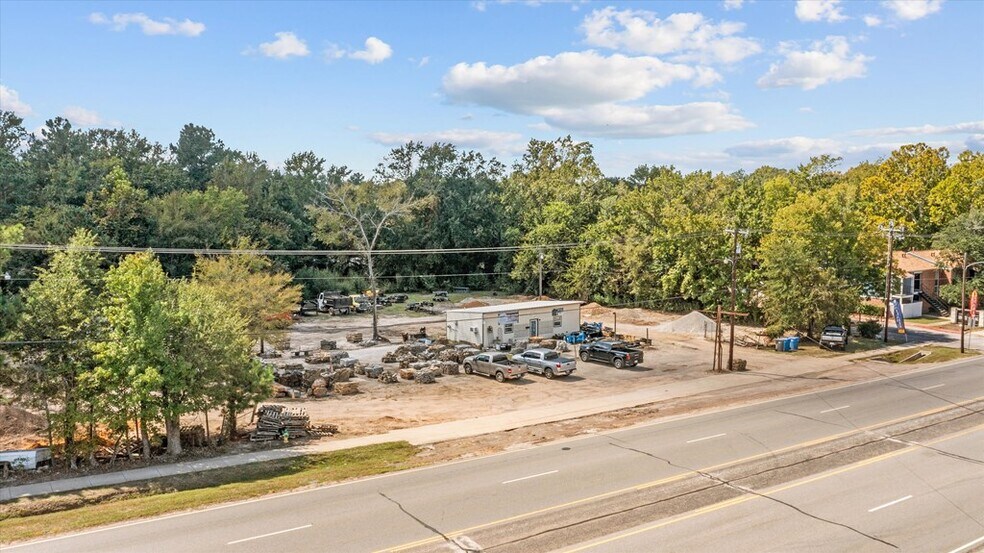 More Photos Of 1214 E Denman Ave, Lufkin Office For Sale