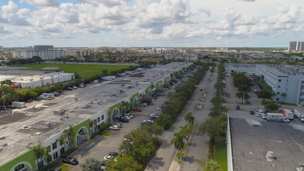 More Photos Of 7770 NW 46th St, Doral Warehouse For Sale