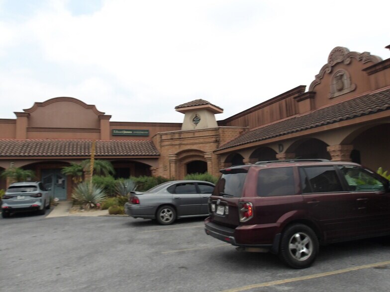 More Photos Of 1906A E Tyler, Harlingen Office For Sale