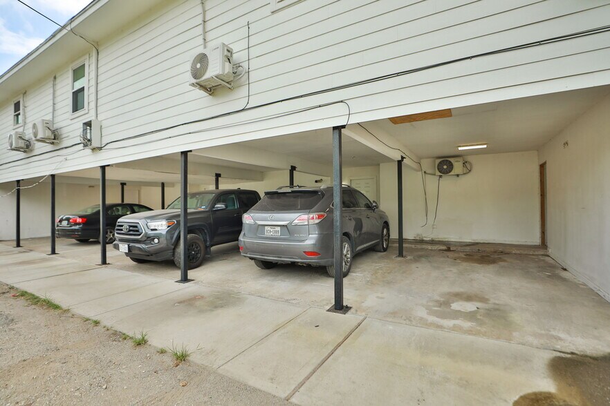 More Photos Of 712 Ball St, Galveston Apartments For Sale