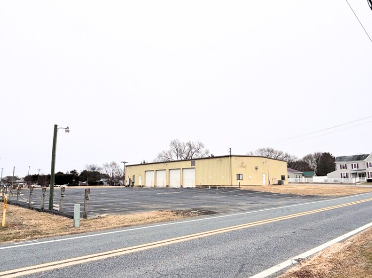 Primary Photo Of 200 N Bassett St, Clayton Industrial For Lease