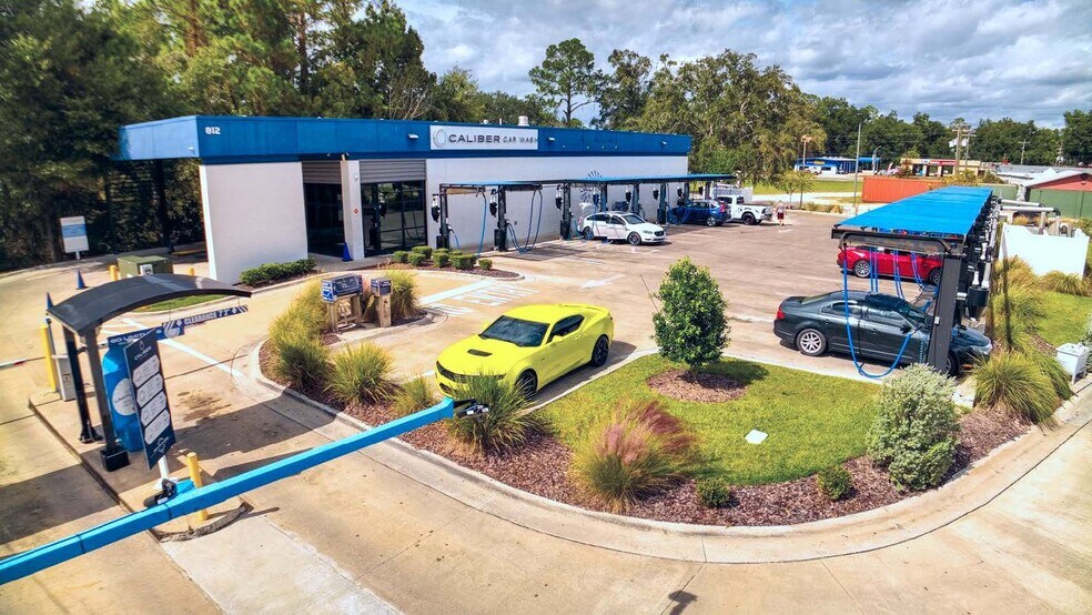 Primary Photo Of 812 FL-19, Palatka Carwash For Sale