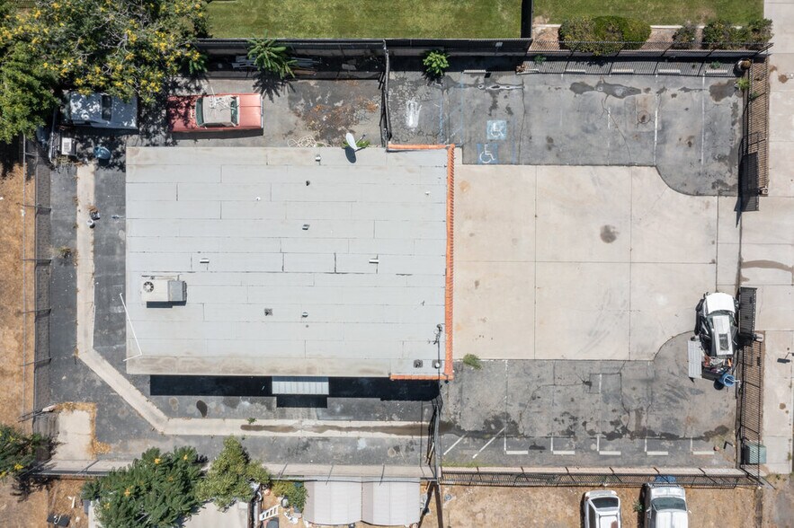 More Photos Of 2436 5th St, Highland Warehouse For Sale