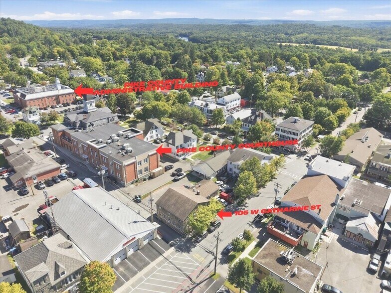 More Photos Of 105 W Catherine St, Milford Office For Sale