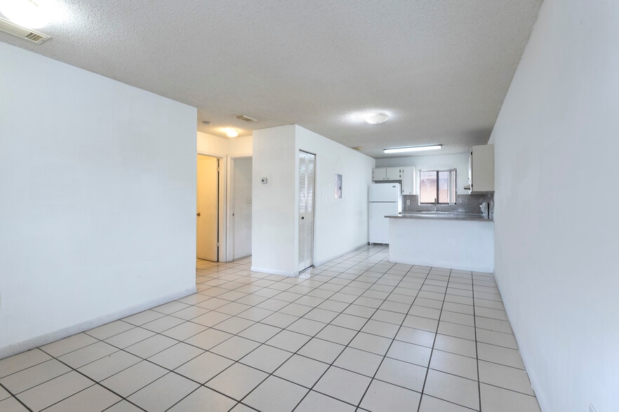 More Photos Of 6305 W 22nd Ct, Hialeah Apartments For Sale