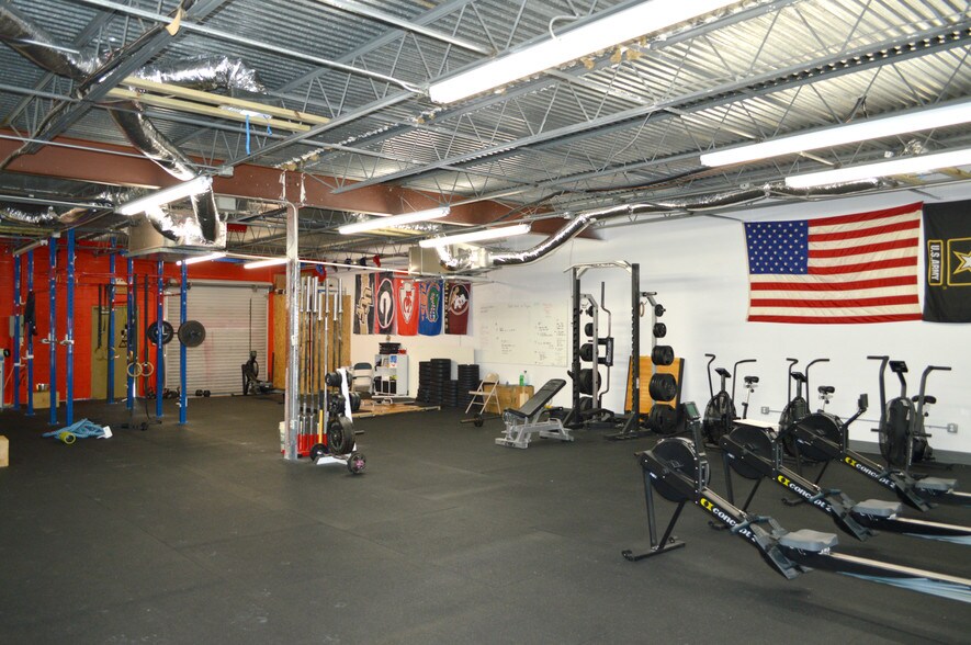 More Photos Of 1140-1180 Solana Ave, Winter Park Flex For Lease