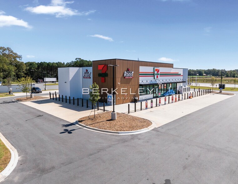 More Photos Of 1819 Princeton Kenly rd, Kenly General Retail For Sale