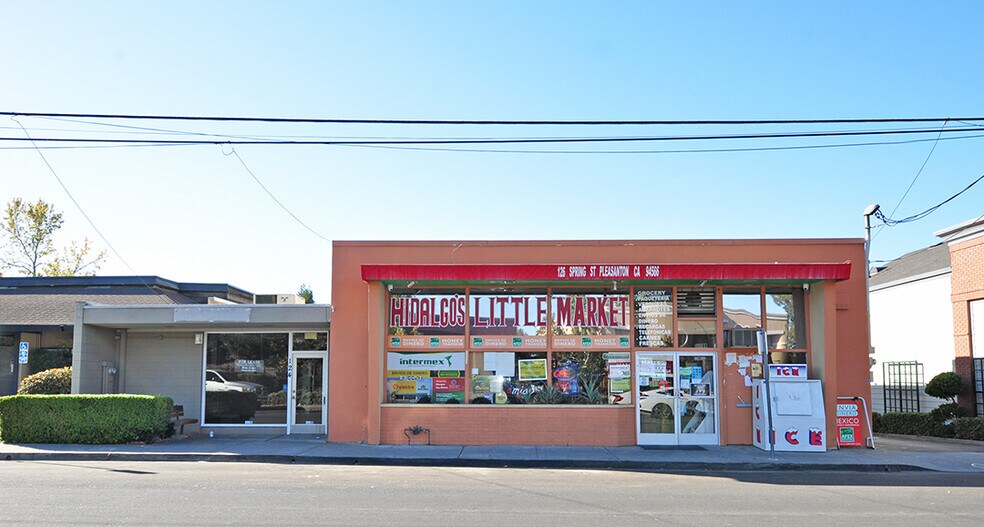 Primary Photo Of 124 Spring St, Pleasanton Convenience Store For Sale