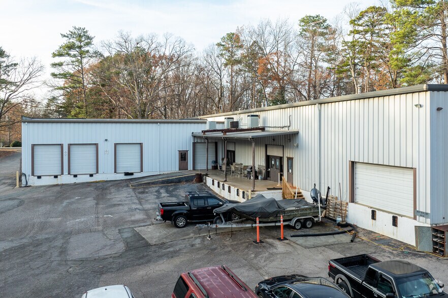 More Photos Of 1310 Nowell Rd, Raleigh Light Distribution For Sale