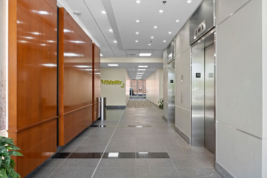 More Photos Of 101 University Blvd, Denver Office For Lease