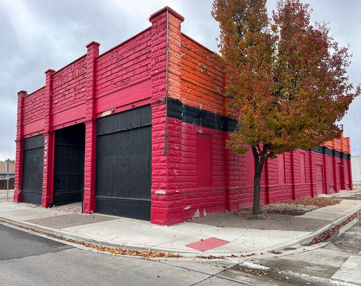 Primary Photo Of 102 11th Ave N, Nampa Restaurant For Sale