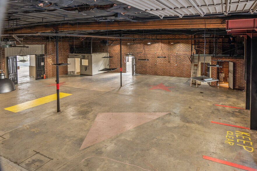 More Photos Of 517 Evans Ave, Reno Warehouse For Lease