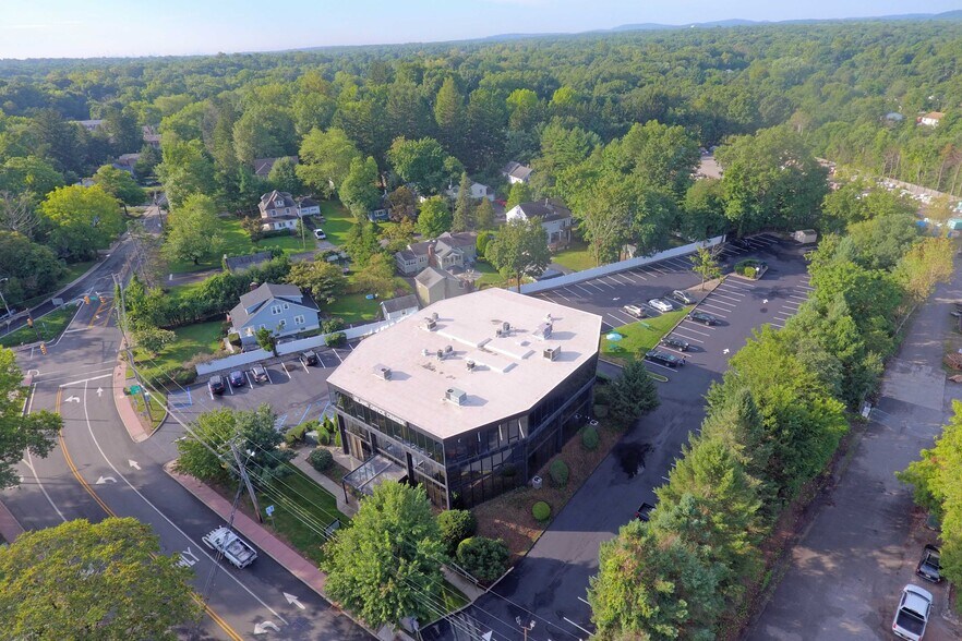 More Photos Of 545 Island Rd, Ramsey Medical For Lease