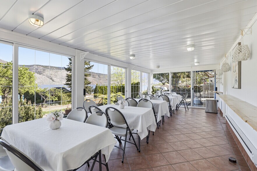More Photos Of 7001 Savona Access Rd, Thompson-Nicola Hotel For Sale