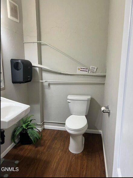 More Photos Of 214 6th Ave NE, Jamestown General Retail For Sale