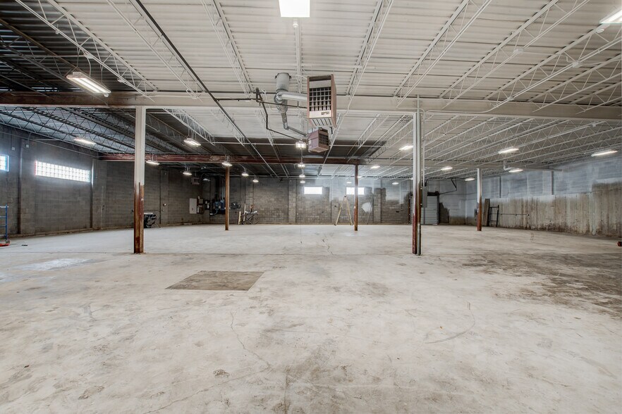 More Photos Of 1243 Tennessee Ave, Cincinnati Warehouse For Sale