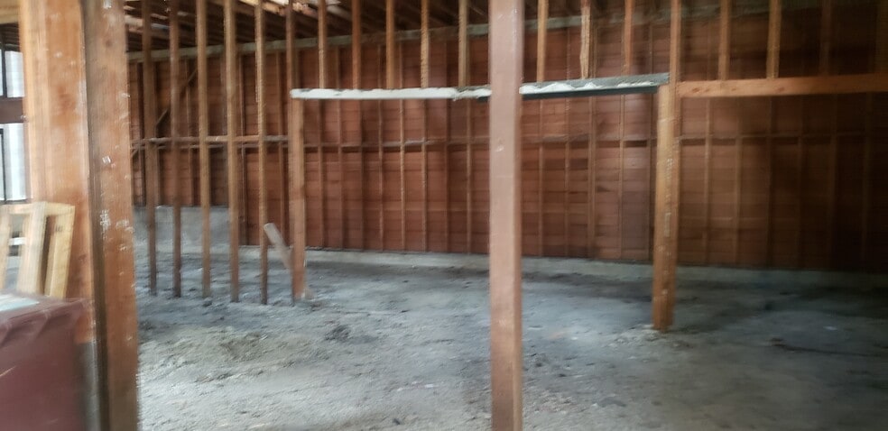 More Photos Of 6410-6416 Telegraph Ave, Oakland Storefront For Lease