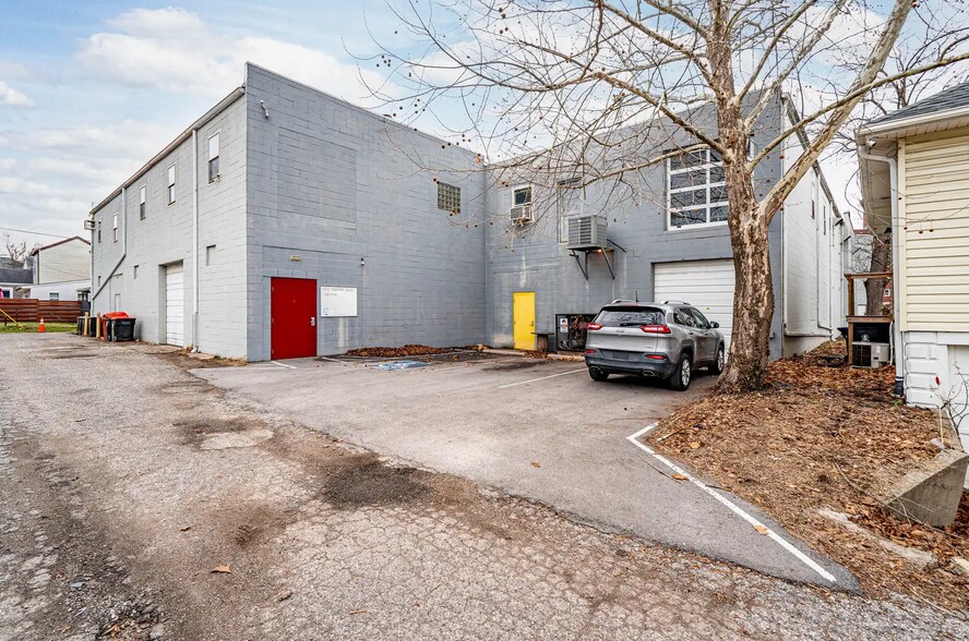 More Photos Of 1433-1435 S Shelby St, Louisville Manufacturing For Sale