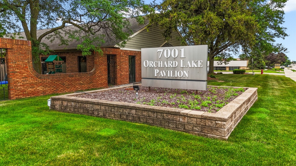 More Photos Of 7001 Orchard Lake Rd, West Bloomfield Medical For Sale