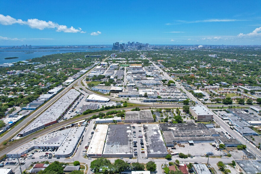 More Photos Of 7201-7275 NE 4th Ave, Miami Showroom For Sale