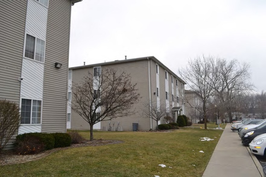 More Photos Of 3607-3645 Orchard Dr, Hammond Apartments For Sale