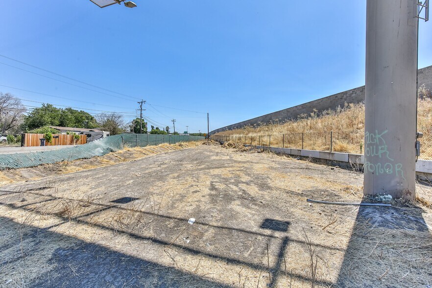 More Photos Of 5133 S State Route 99 W Fr Rd, Stockton Land For Sale