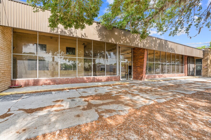 More Photos Of 1118 N Magnolia Ave, Ocala Warehouse For Sale