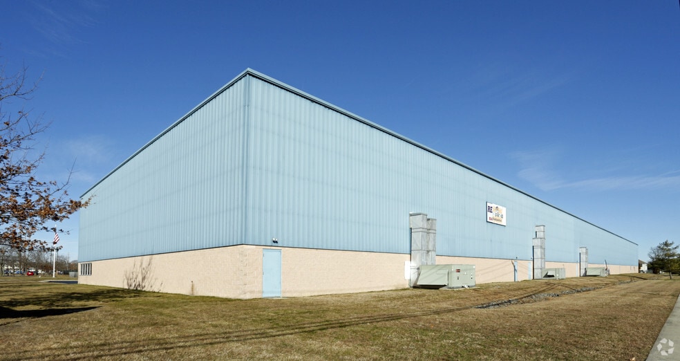 More Photos Of 1930 Heck Ave, Neptune Unknown For Lease