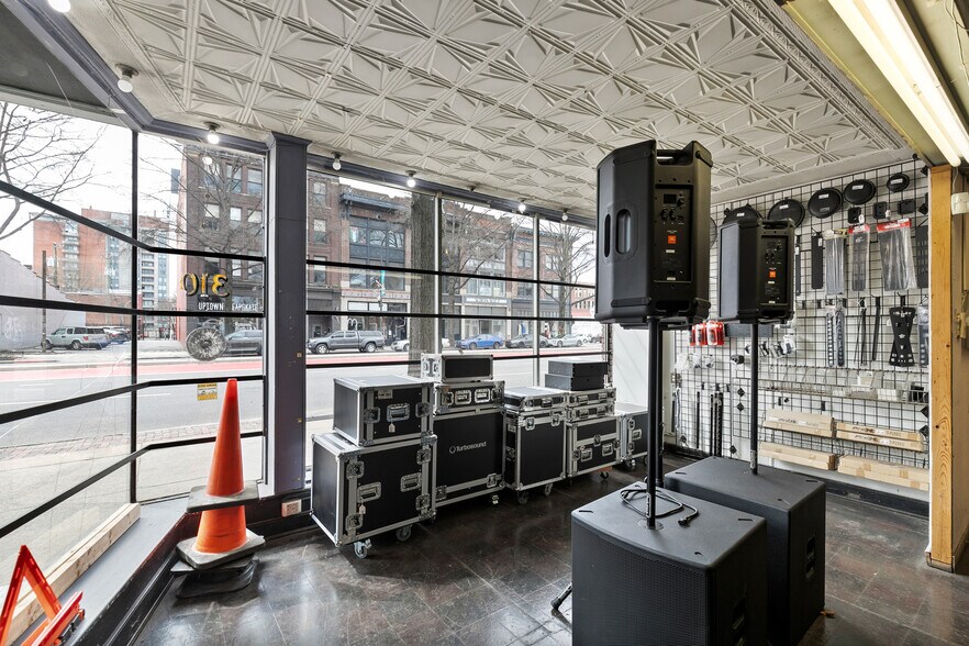 More Photos Of 310 W Broad St, Richmond Storefront For Sale