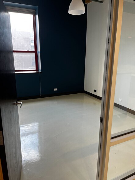 More Photos Of 409 W Huron St, Chicago Loft Creative Space For Lease