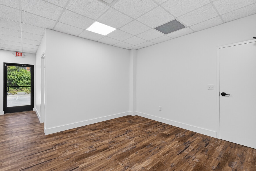 More Photos Of 3606 Explorer Trl, Oakwood Warehouse For Lease