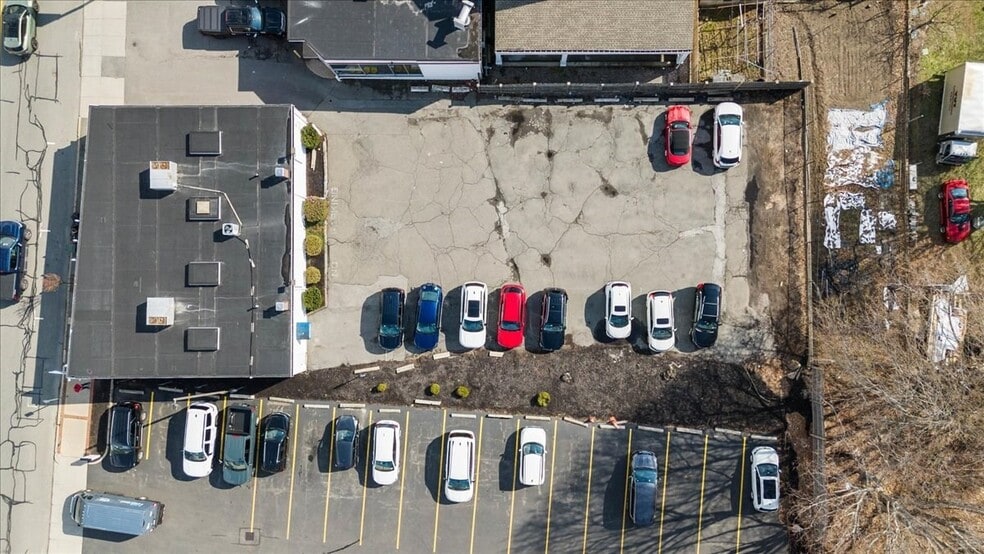 More Photos Of 306 Cabot St, Beverly Office For Sale