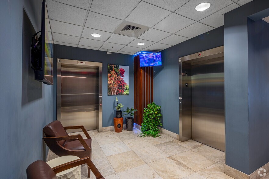 More Photos Of 12 SE 7th St, Fort Lauderdale Office For Lease