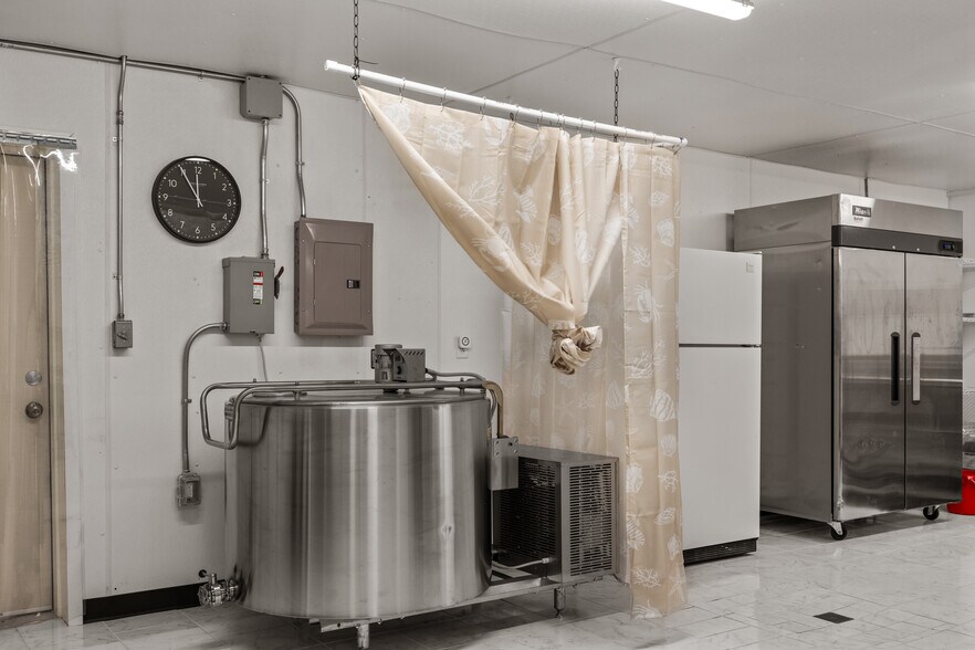 More Photos Of 1282 US Highway 2 E, Kalispell Apartments For Sale