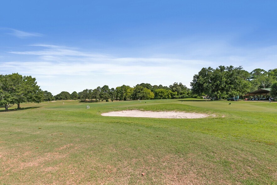 More Photos Of 101 Merion Dr, Eufaula Golf Course Driving Range For Sale