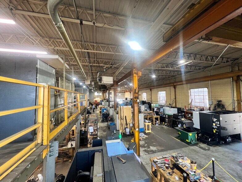 More Photos Of 24871 Gibson Dr, Warren Warehouse For Sale