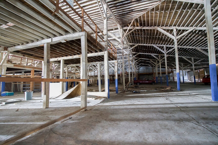 More Photos Of 221 S Walnut Ave, Sidney Warehouse For Sale