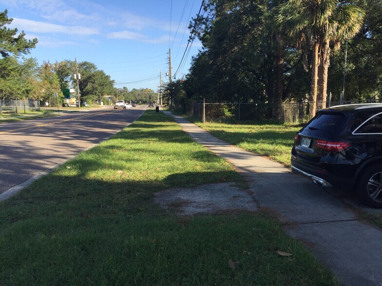 More Photos Of 3665 Lane Ave, Jacksonville Warehouse For Sale