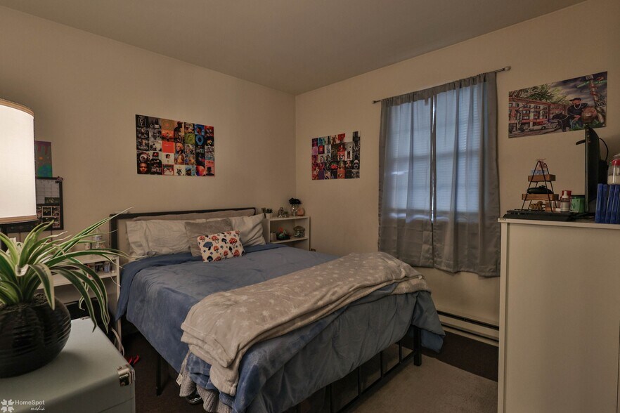 More Photos Of 34 N 21st St, Easton Apartments For Sale