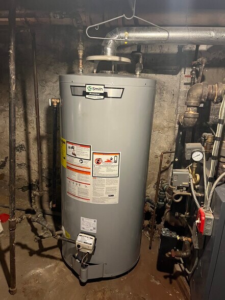 More Photos Of 41-01 48th St, Sunnyside Apartments For Lease