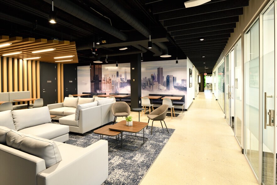More Photos Of 570 Lake Cook Rd, Deerfield Coworking Space