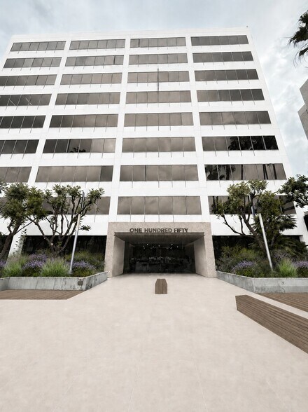 More Photos Of 150 S Los Robles Ave, Pasadena Office Residential For Lease