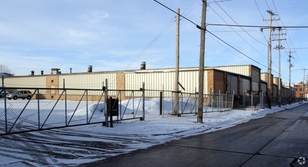 More Photos Of 236 Stevens St SW, Grand Rapids Manufacturing For Lease