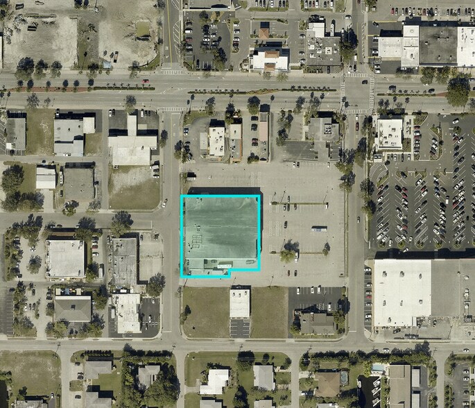 More Photos Of 4820 Leonard St, Cape Coral General Retail For Lease