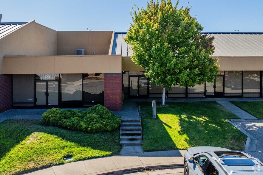 More Photos Of 999 Andersen Dr, San Rafael Warehouse For Lease