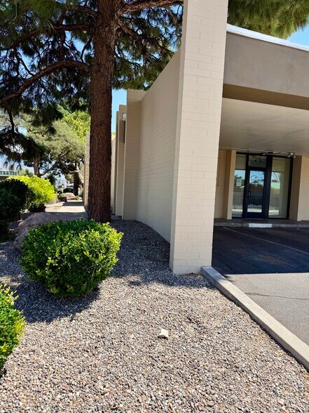More Photos Of 5800-5810 Lomas Blvd NE, Albuquerque Medical For Sale
