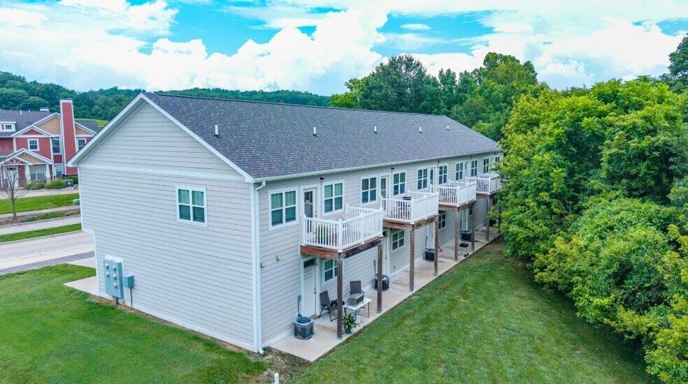 More Photos Of 2020 Walden Blvd, Cape Girardeau Apartments For Sale