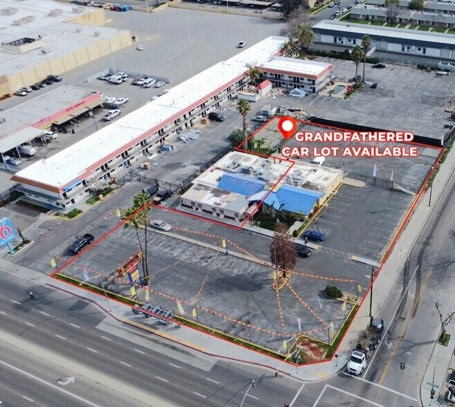 Primary Photo Of 4030 N Blackstone Ave, Fresno General Retail For Sale