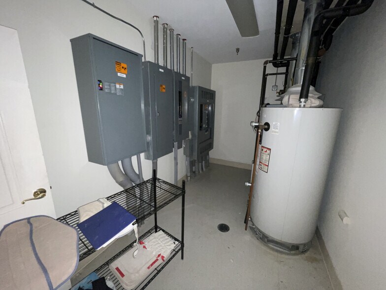 More Photos Of 1069 Klotz Rd, Bowling Green Medical For Lease